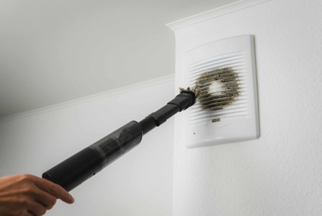 hvac maintenance on dirty ducts